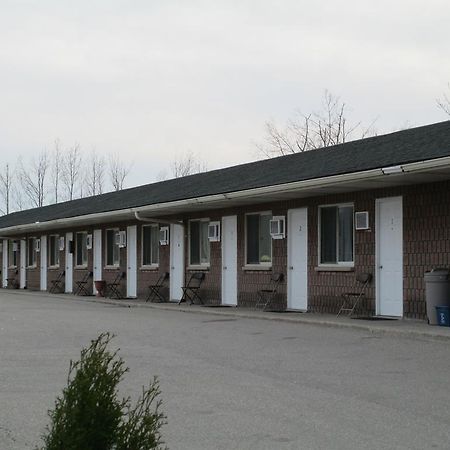 New Hamburg Newburg Inn Motel المظهر الخارجي الصورة