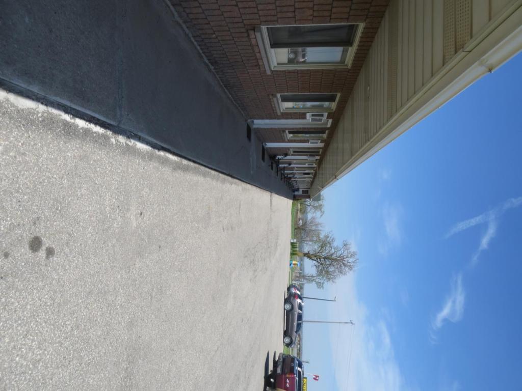 New Hamburg Newburg Inn Motel المظهر الخارجي الصورة