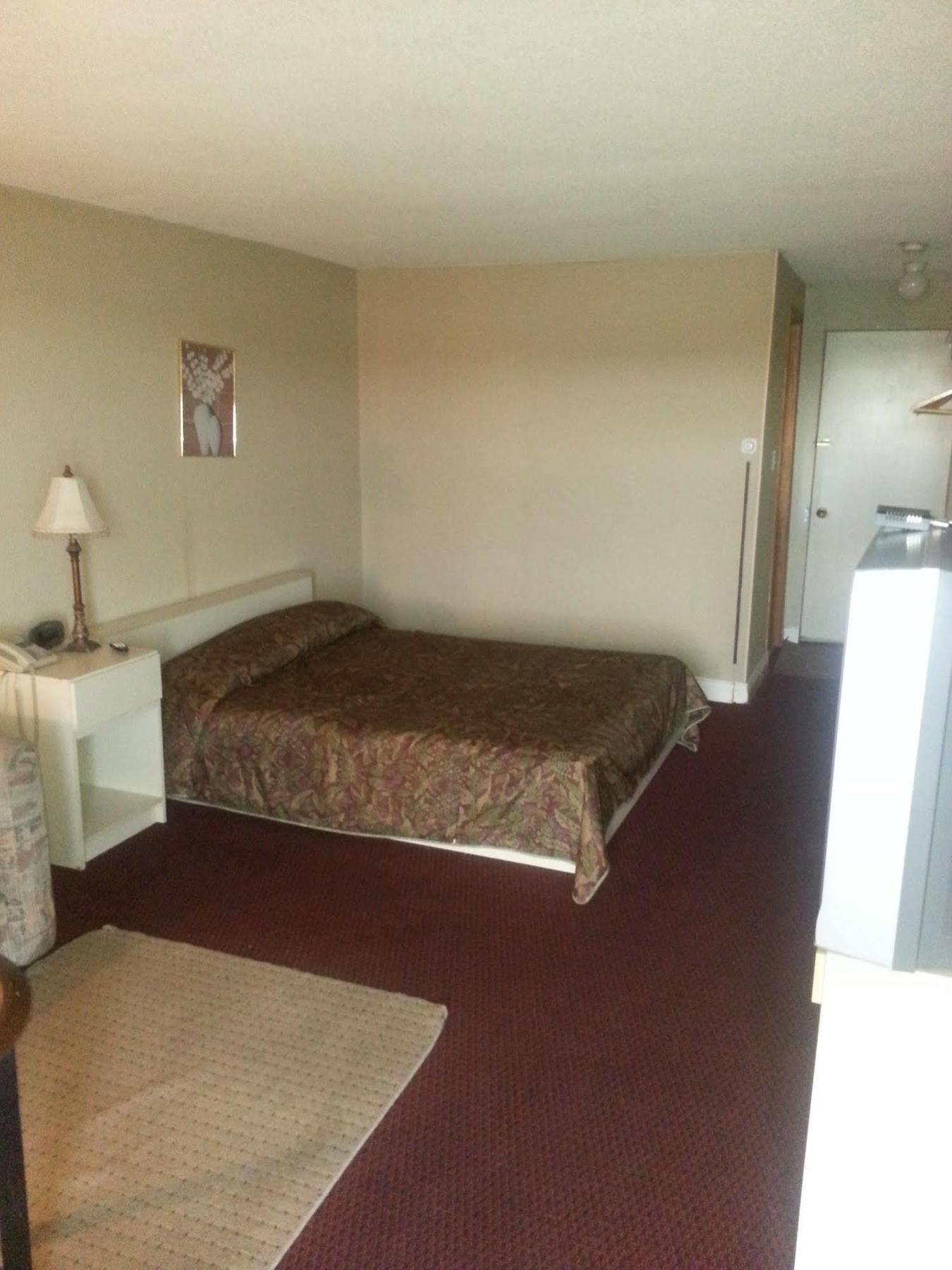 New Hamburg Newburg Inn Motel المظهر الخارجي الصورة